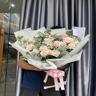 Bó Hoa không nhạt phai